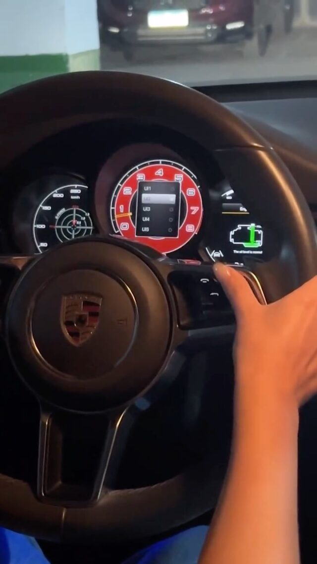 Velocímetro digital e multimídia de 12.3 em Porsche Macan 🚀💥 VALORES R$10.800 velocímetro / R$8.100 multimídia. 
🖥Acesse: www.daicrace.com.br 📱WhatsApp: 11 94641-1809 Youtube: DAIC RACE  ➖➖➖➖➖➖➖➖➖➖➖➖➖➖➖➖➖

#porschepaneragts #porsche #motorgridbrasil🇧🇷 #motorgrid #porschepanerama #porscheclub #porscheboxster #porschepaneraturbo #porscheclassic #porschecayenne #porsche911 #motorgridbrasil #motorgridmember #motorgridmembers #porschelife